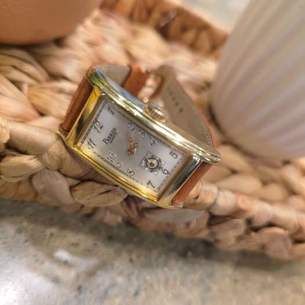 Parker Quartz Tank Watch